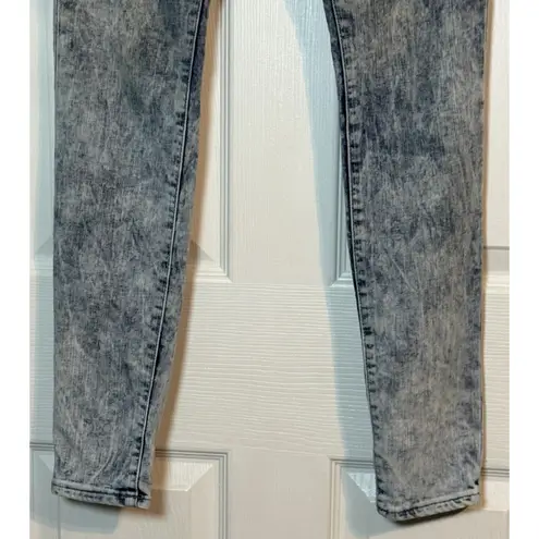Arizona Jeans Women’s Acid Wash Jegging, 90’s Vibe, Grunge, Stretchy, Size 3