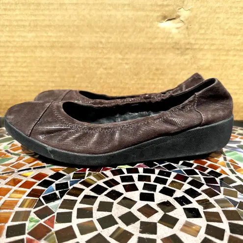 FitFlop Snake Embossed Ballerina Flats F-Pop Leather Microwobbleboard Brown 10.5