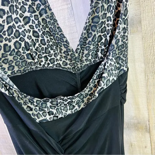 Body Central Medium Body Con Style Dress w/Halter Style Tie Around the Neck