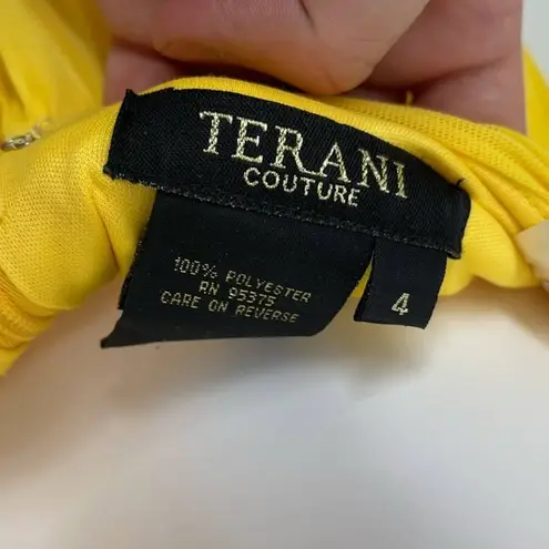 Terani Couture Yellow Open Leg Slit Cross Back Sleeveless Prom Dress Size 4