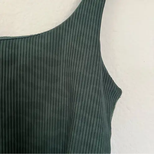 Carbon38 Dark Leaf Leopard Ribbed Tank in Green