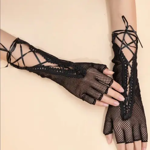 Fishnet Lace Fingerless Gloves New
