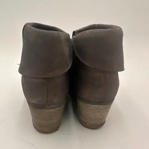 The North Face  Women's Brown Leather Bridgeton Wedge Booties Size 6