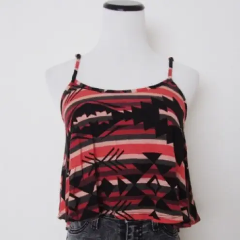 Heart & Hips Geometric Crop Top