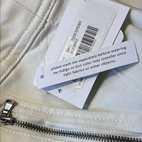 Westbound woman, 24 white Cropped Pants new with tags