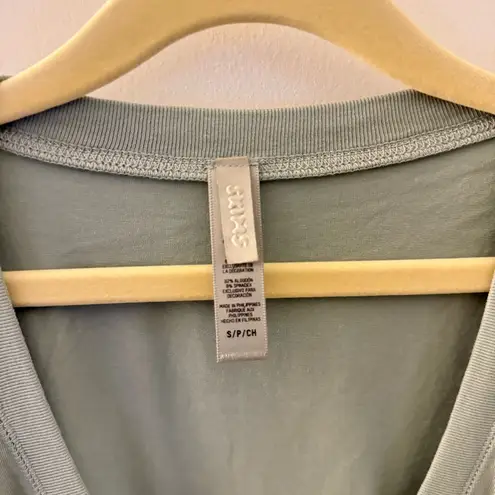 SKIMS  Mineral New Vintage V-Neck Short Sleeve Tee