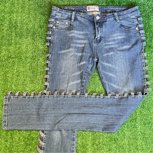 Y2K Brittany Rhinestone Cut Out Low Rise Light Wash Distressed Slim Jeans Size undefined