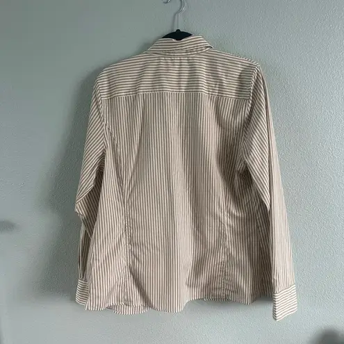 Babaton New Essential Classic Poplin Shirt