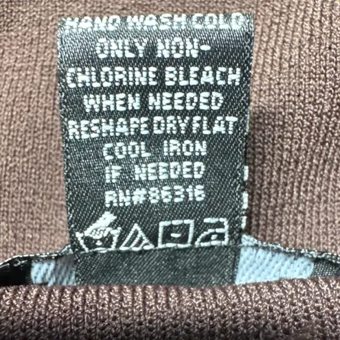 FINITY Women's Brown Knit V