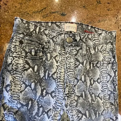 Alice + Olivia NEW!  Snake print Jeans Size 24