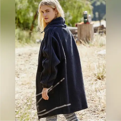 Free People Movement Glacier Long Black Snap Closure Fleece Jacket Coat M $168 Size M