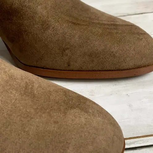 NWT Violet & Red Jackson Laser Cut Topline Booties in Taupe Tan Size 9