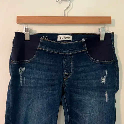 DL1961 DL1916 Distressed Jess Maternity Jean in Strive