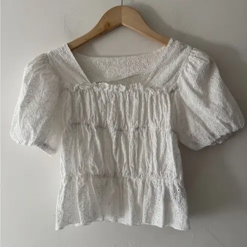 DAZY White Smocked Eyelet Puff Sleeve Blouse