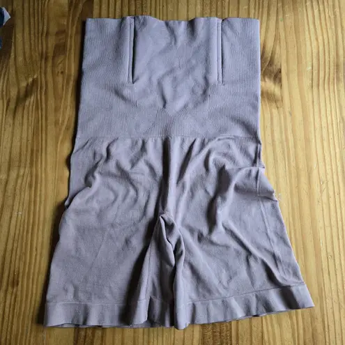 Shapewear OnCore High Waisted Body Sculpting Shorts Undergarment Slimming Size L Size L