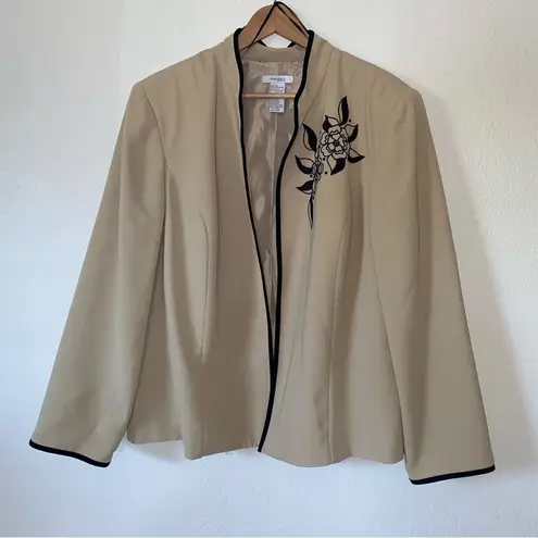 Dressbarn Woman Open Blazer in Tan Size 22W