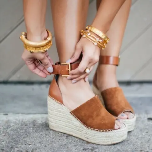 Catherine Malandrino ✨HP✨Chapsy Espadrille Wedge Sandal✨