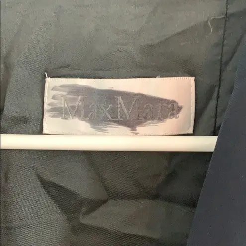 Max Mara navy 4 pocket blazer in crepe fabric