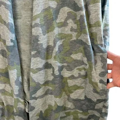 Susan Graver Lifestyle Green Camo Cardigan XS XXS Lightweight Casual Layering