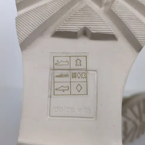 DOLCE VITA Beige Huey H2O Suede Leather Ankle Booties Lug Sole Women's 7.5