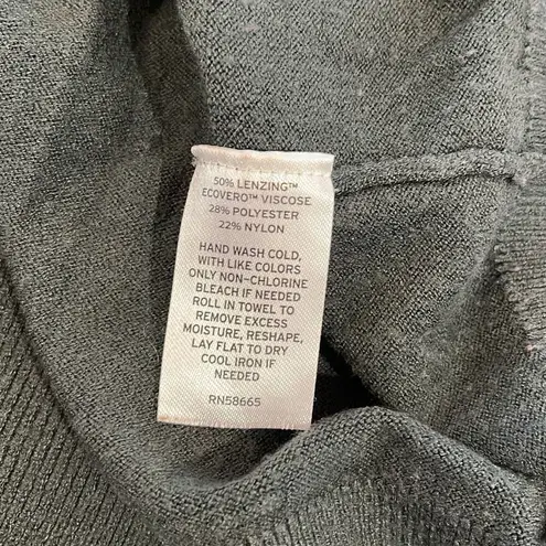 Treasure & Bond Long Sleeve V-neck Midi Sweater Dress In Green Wood Medium