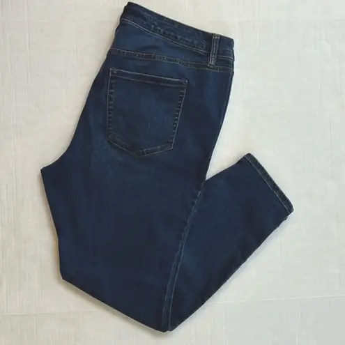 Lane Bryant  High Rise Skinny Jeans Flex Magic Size 18