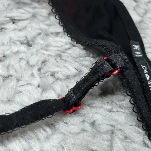 Blackheart Hot Topic Daring Plunge Bra Lined Seamed Underwire Black Red Size 34C