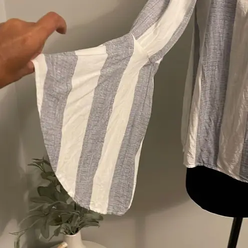 SEEK the Label SEEK theâ label OffâShoulder Top-SizeâSmall