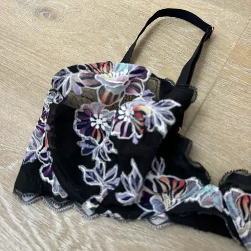 Savage x Fenty Zig Zag Zen Unlined Lace Plunge Bra