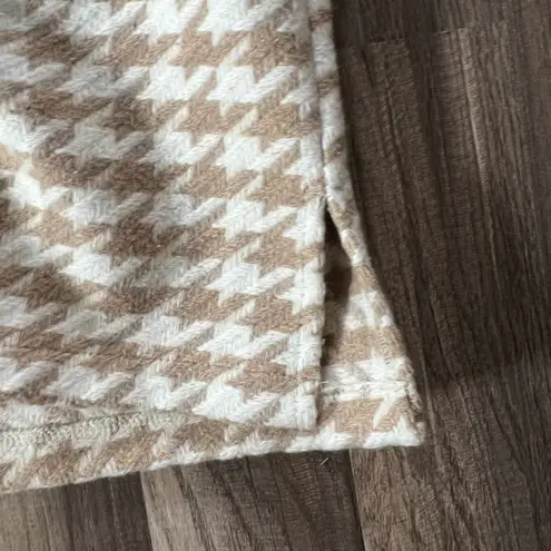 Missguided Heavyweight Pullover Coat White And Brown Houndstooth Pattern