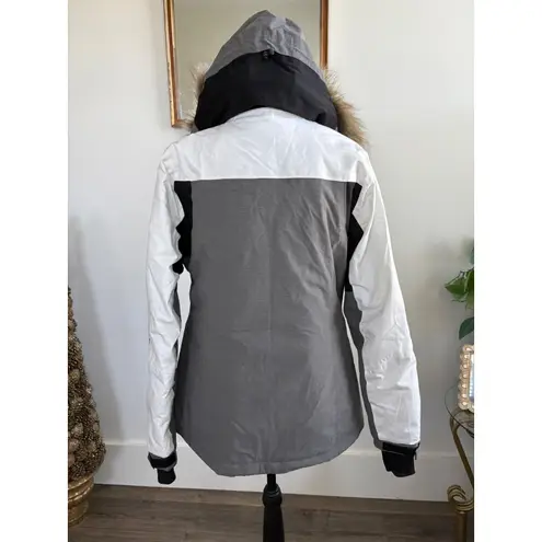 Magellan outdoors Women's Gray White Faux Fur Hooded Winter Parka Jacket medium