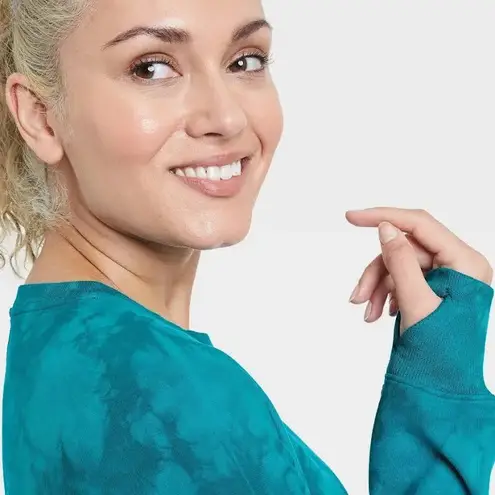 All In Motion Women's Loose Tie-Dye Crewneck Pullover Sweatshirt Teal green Xsmall