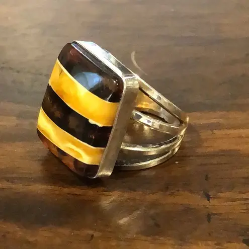 Artisan Sterling Silver Striped Bezel Set Maple & Honey Colored Amber Ring Sz 7