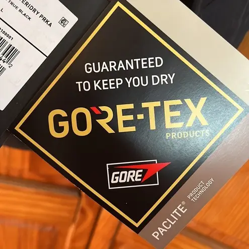 Burton Women's Veridry GORE-TEX 2L Rain Parka