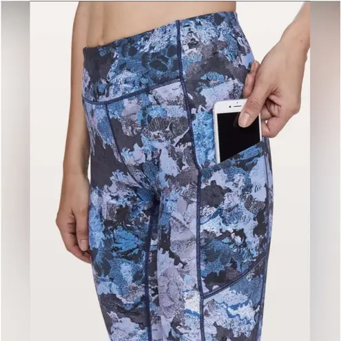 Lululemon  Speed Up Tight *Full-On Luxtreme 28"
Screen Camo Multi Size 6 - Image 5