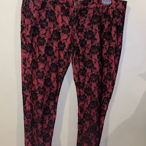 Celebrity Pink  Black and Red Paisley Lace Pants