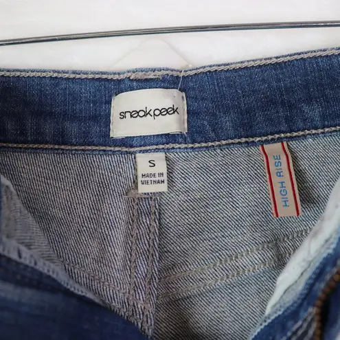 SNEAK PEEK Denim Shorts Distressed High Rise, Size S Blue