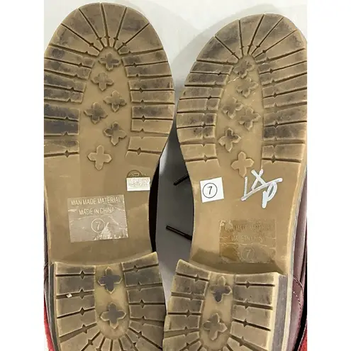 Womans Nature Breez Maroon Combat Boots Size 7 Red