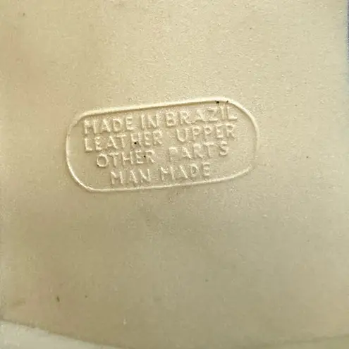 Vintage Connie brown leather open top strap flats, size 8 made in Brazil