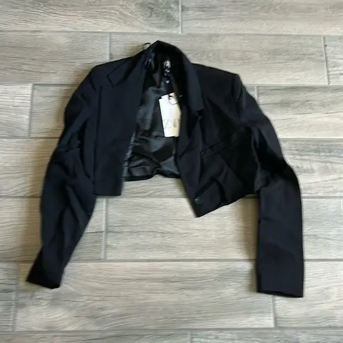 ZARA  cropped blazer