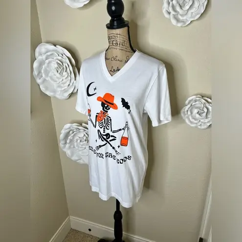 Oliver & Otis Cowgirl Skeleton “Here for the boos” White T Shirt Size M Size M
