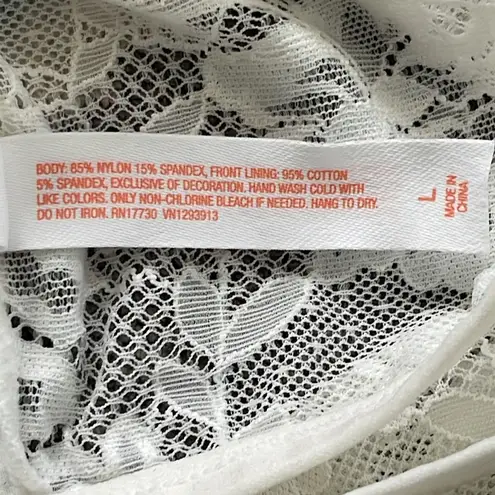 White Lace Cami/Crop Top/Sports Bra Size Large