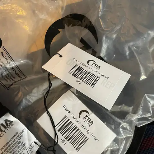 Zyia Black Classic Infinity Scarf Convertible Wrap Shawl Shrug Cowl Gaiter New