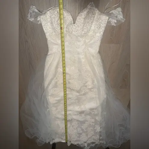 Maggie Sottero Off The Shoulder Beaded Wedding Gown with Lavender Train White Size XS