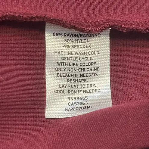 Halogen  burgundy stretchy mini pencil skirt woman’s size 1 XL