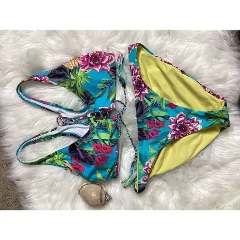 PilyQ New. floral lace up bikini set.