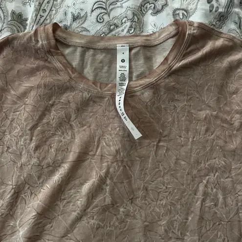 Lululemon Cates Tee Size 4