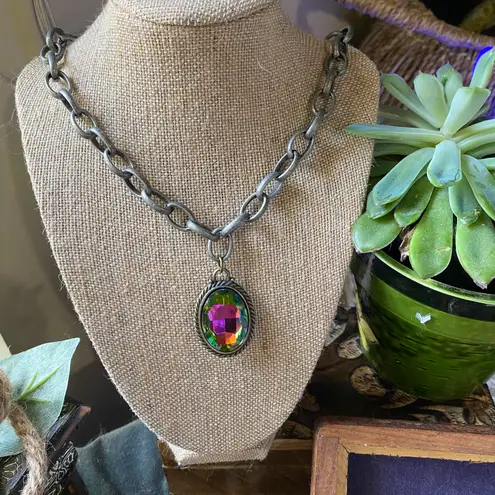 Boutique Retro Antique Cable Link Rainbow Rhinestone Necklace