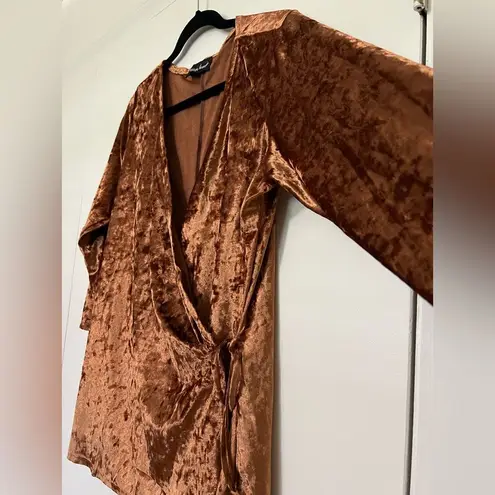 Inner Beauty Crushed Velvet Wrap Top