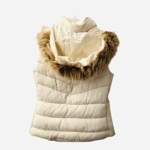 Ymi NWOT Winter Puffer Vest With Faux Fur Trimmed Hood LG
